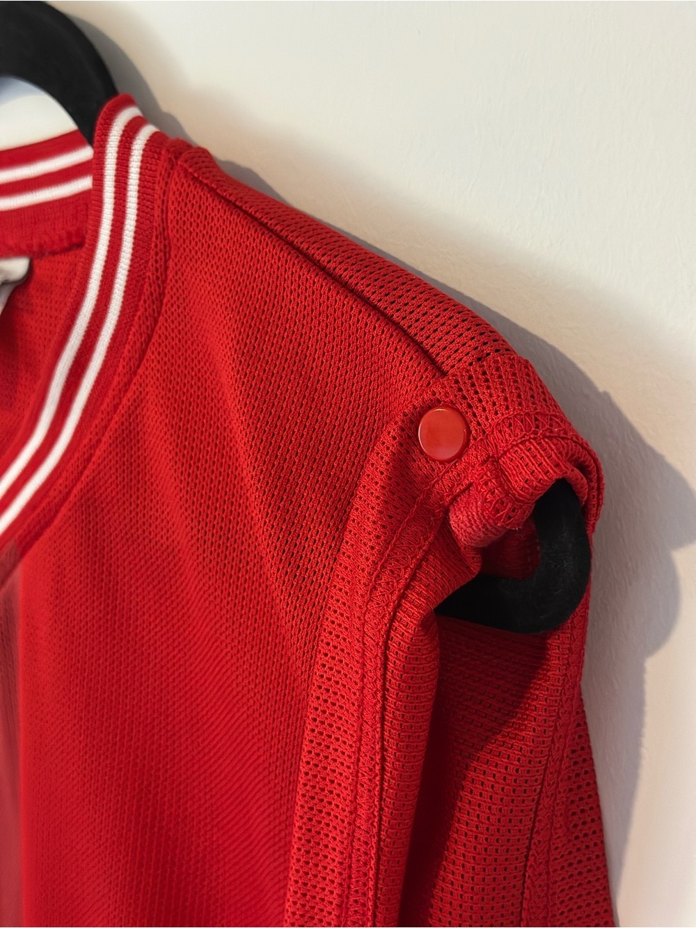 Vintage Reebok Red Sweater Vest | Size Large | Sporty V-Neck Knit - Picture 6 of 14